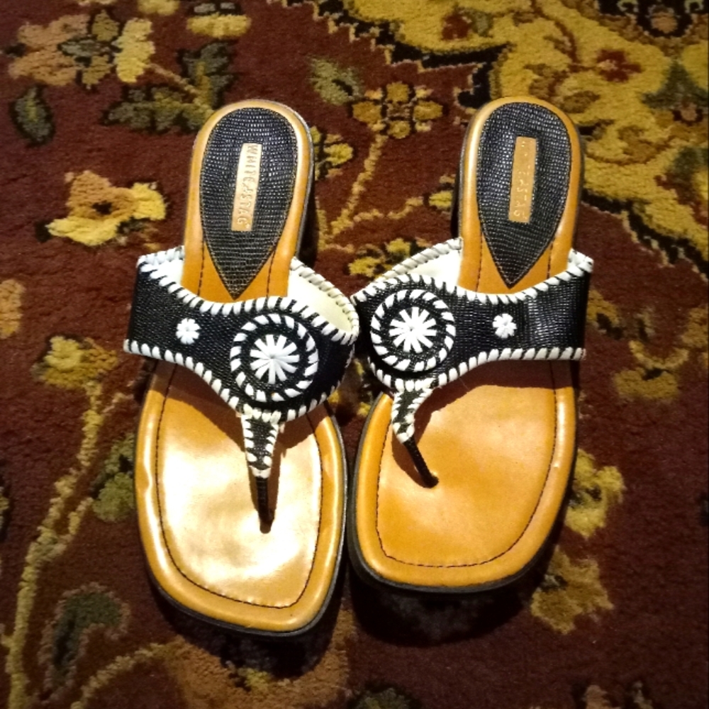 EUC white stag sandals sz 8.5